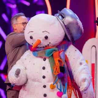 Hammer bei „The Masked Singer“: Im Schneemann steckte ein Weltstar!