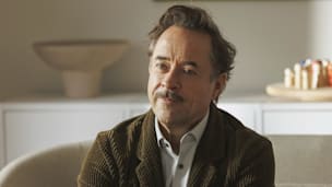 Video: Exklusive Trailerpremiere: Jan Josef Liefers als „Alter weißer Mann“