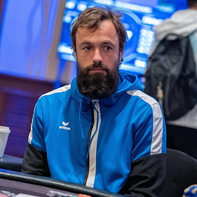 Poker-Turnier: Riesen-Überraschung für Schemion