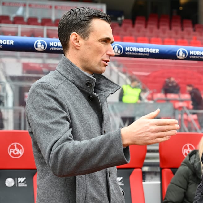 Er droht mit Abschied: Hannover-Sportchef schießt gegen eigene Bosse