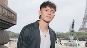Das macht auch nicht jeder!: Hertha-Star Reese erklärt seinen extravaganten Mode-Style