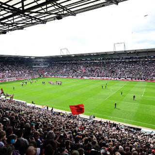 FC St. Pauli: 29 Mio. Euro eingenommen! Genossen schnappen sich das Stadion
