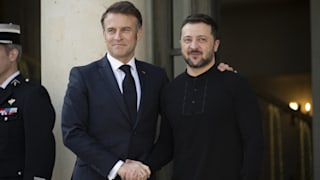 Macron auf Anti-Putin-Gipfel: Wenn Russen angreifen, „reagieren“ wir!