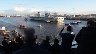 Hamburg: Ansturm auf Flugzeugträger „Queen Elizabeth“ im Hafen