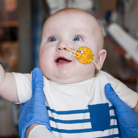 Baby erhält lebensrettende Gentherapie und weckt Hoffnungen weltweit