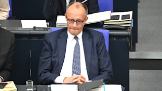 Merz erste Regierungserklärung: „Ein ganz klarer Führungsanspruch“