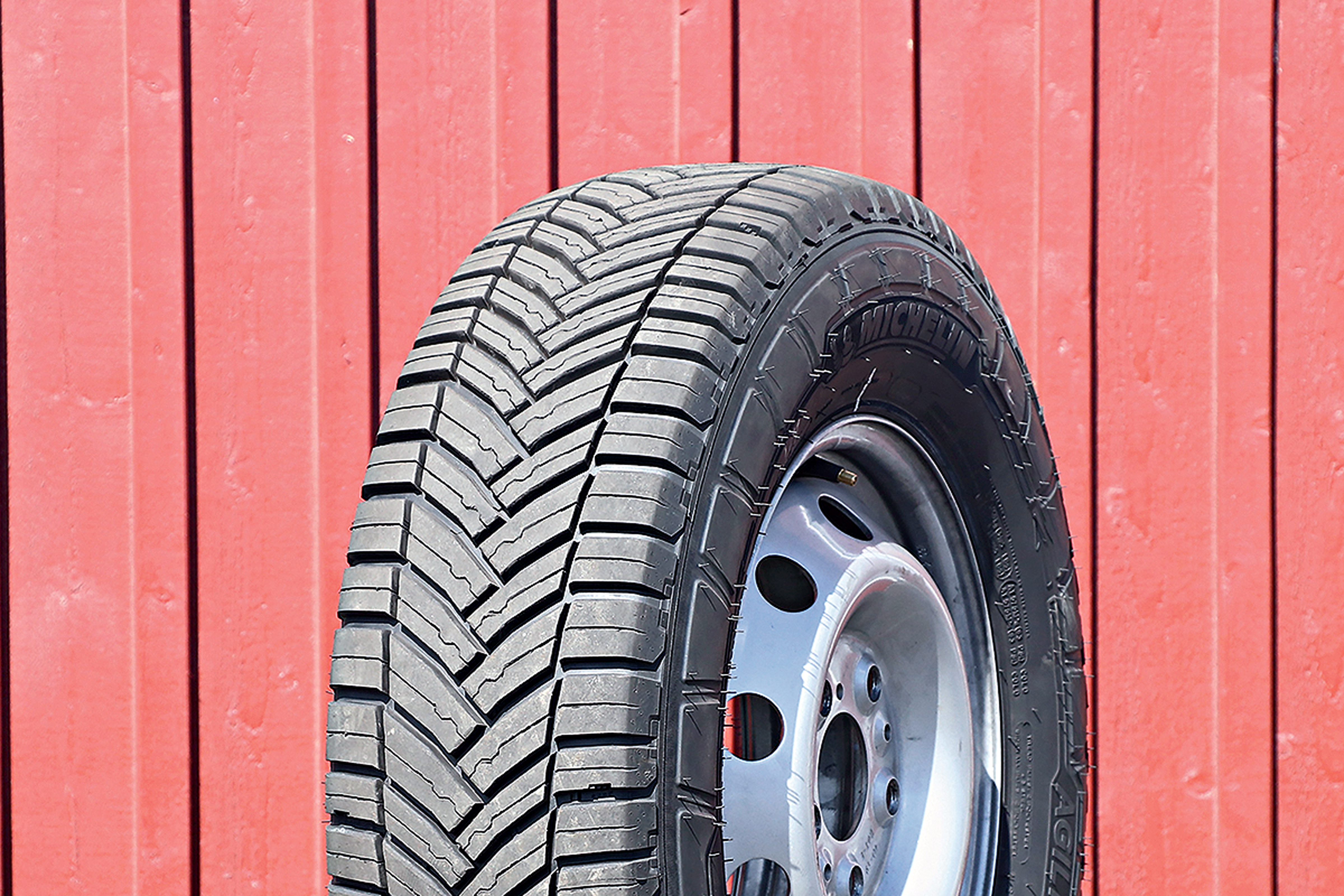 Michelin Agilis CrossClimate (121/120 R)