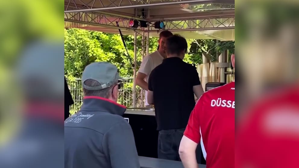 Simon Terodde überrascht mit neuem Talent