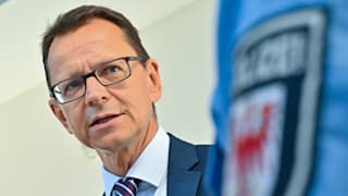 AfD Brandenburg rechtsextrem: Ministerin feuert Verfassungsschutzchef