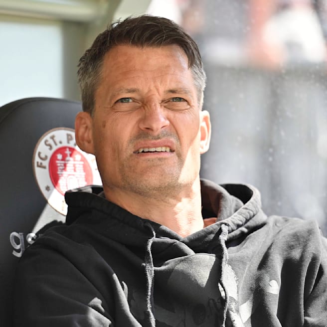 FC St. Pauli: Trainer wird deftig: Blessin: Das ist mir scheißegal...