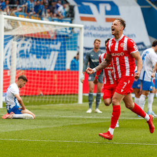 Energie Cottbus triumphiert bei Hansa Rostock im Ost-Duell