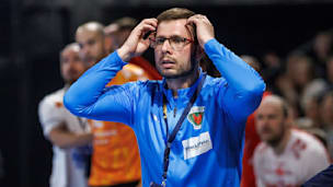 Handball: 34 Treffer, doch Füchse-Trainer Siewert gefällt der Angriff nicht