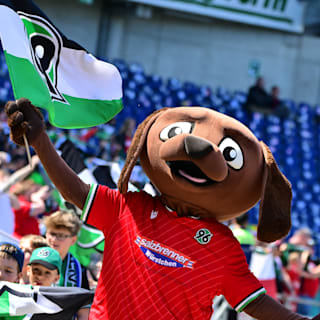 Hannover 96: Vor Saisonfinale in Berlin! Abschieds-Party beim Friseur