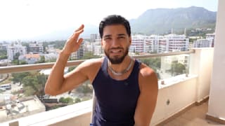 Skandal-YouTuber ApoRed enthüllt „Wahrheit“ über Kellner-Video auf Zypern