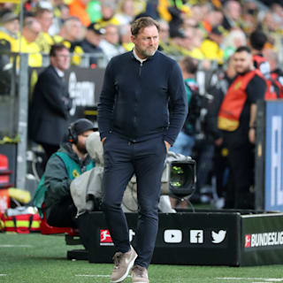 VfL Wolfsburg: So viel kassiert Hasenhüttl für Rauswurf – Fette Abfindung