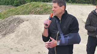 Jan Ullrich: Erster Auftritt nach schwerem Unfall mit Schlinge und Überraschung