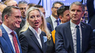 1108 Seiten, hunderte Belege: Der Verfassungsschutz und das Geheim-Gutachten