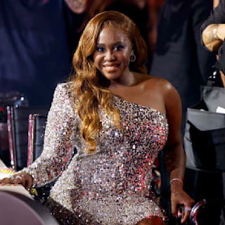 Motsi Mabuse im Steckbrief: Was Sie neben „Let's Dance“ so macht
