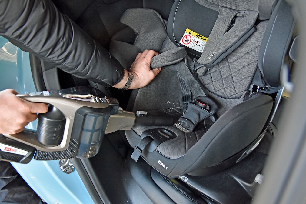 8 Autostaubsauger im Vergleich