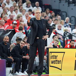 FC Bayern München siegt nach Trainer-Kritik im Play-off