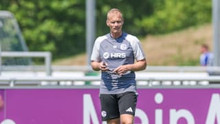 Schalke 04: Überraschung! Karel Geraerts gibt Nummer 1 bekannt