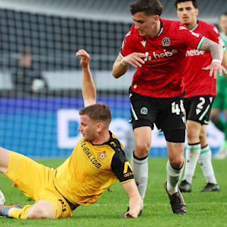 Abschied von Hannover 96! Ösi-Halste Wallner bleibt in der 3. Liga