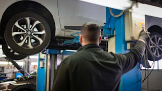 Sparen mit teuren Reifen: ADAC lüftet Laufleistungs-Geheimnis