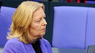 Debatte: Union lehnt SPD-Renten-Hammer für Beamte ab