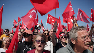 Protest in Istanbul: Hunderttausende demonstrieren gegen Erdogan