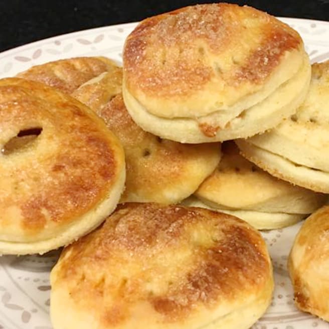 Mit einem Happs lecker! : Mini-Kuchen mit  Apfel-Füllung
