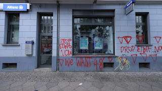 Staatsschutz ermittelt: Israel-Hass auf Büro-Scheibe in Berlin geschmiert