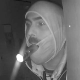 Fahndung nach Serientätern: Polizei sucht den Einbrecher mit der Licht-Zigarre