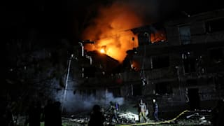 Flammen, Verletzte, Zerstörung: Wieder Russen-Angriff auf Ukraine