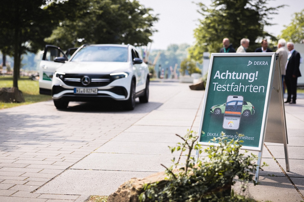 Autohändlerverband BVFK stellt Akku-Qualitätskonzept für Elektro-Gebrauchtwagengarantie vor