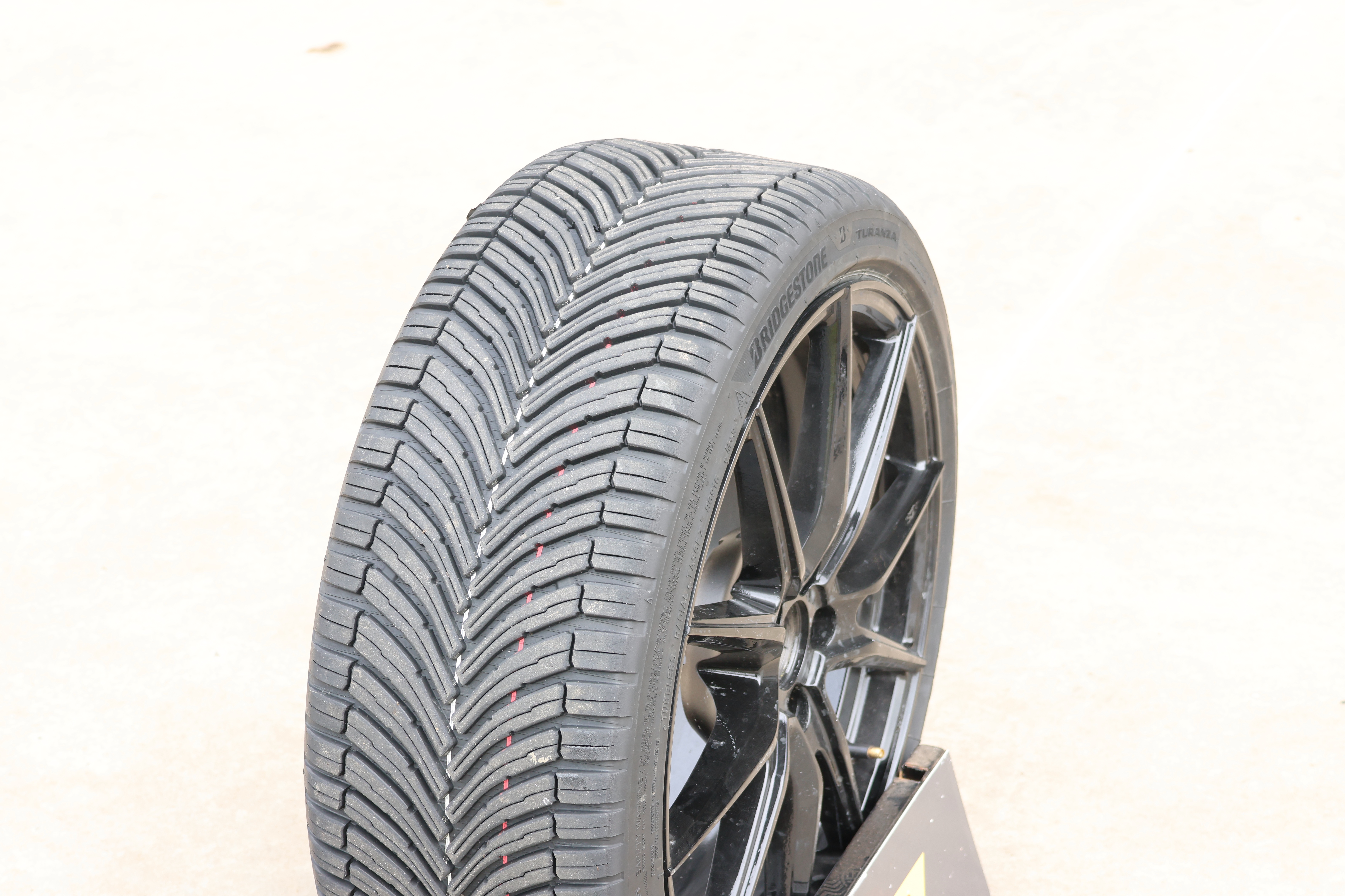 Bridgestone Turanza All Season 6 (92 Y)