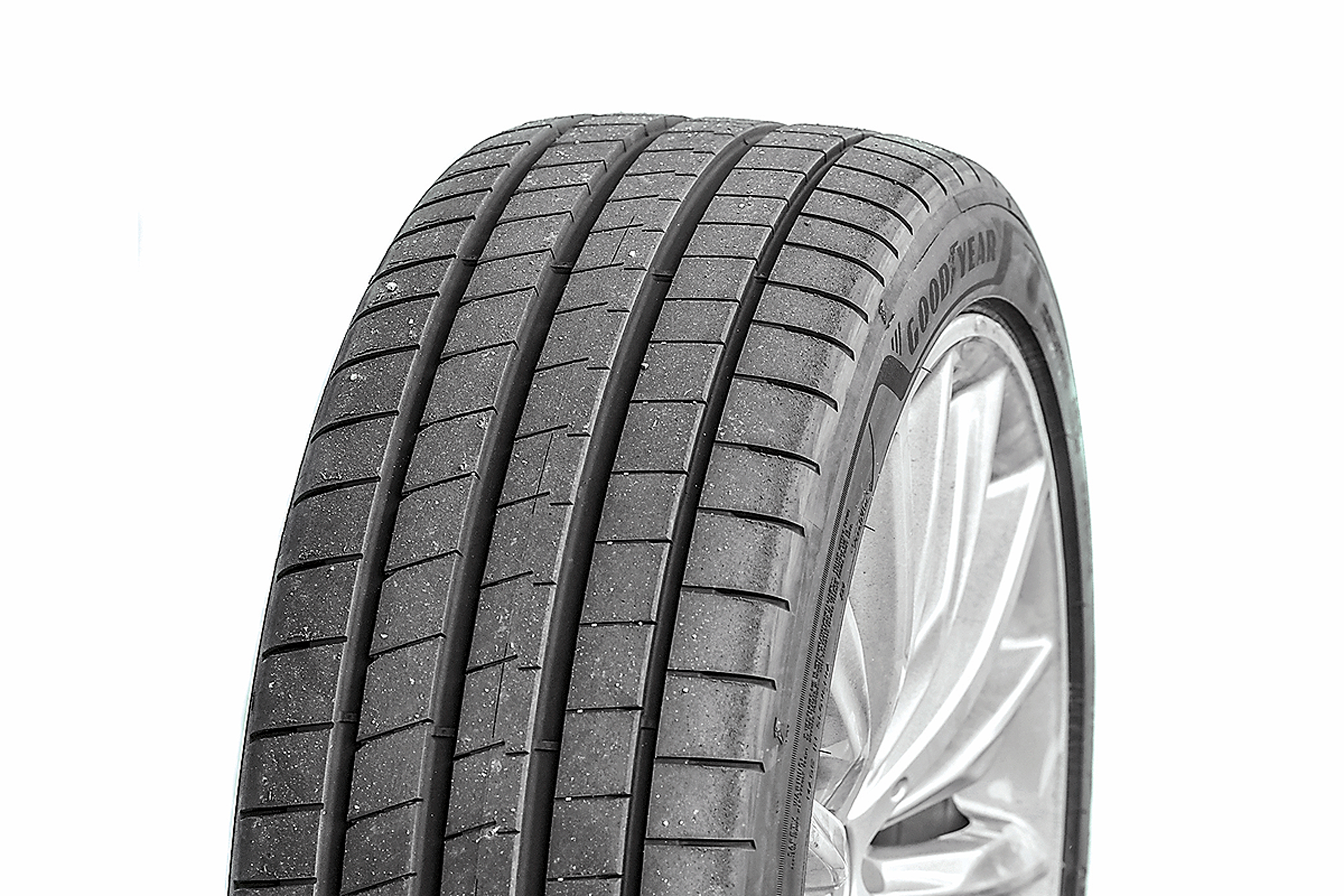 Sommerreifen Test - Sommerreifen in 245/40 R 19 - Goodyear