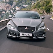 Jaguar XJR575