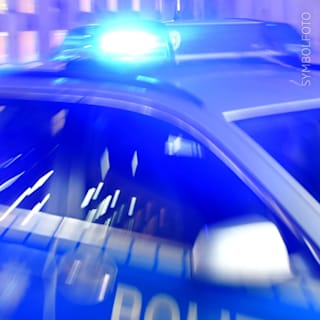 Bahnhof in Düsseldorf: Mann fällt vor Zug ins Gleis, Strecke gesperrt