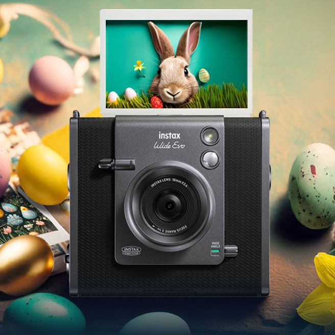 Gewinnen Sie eine Instax WIDE Evo!