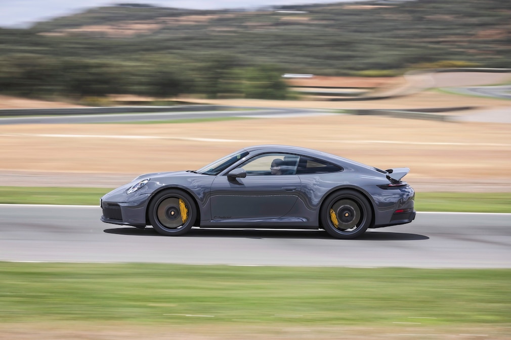 Porsche 911 992.2