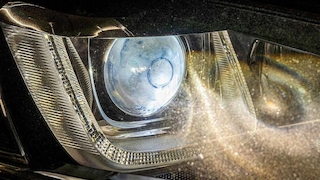 VW Golf 7: Probleme mit Flecken auf Linsen bei Xenon-Licht