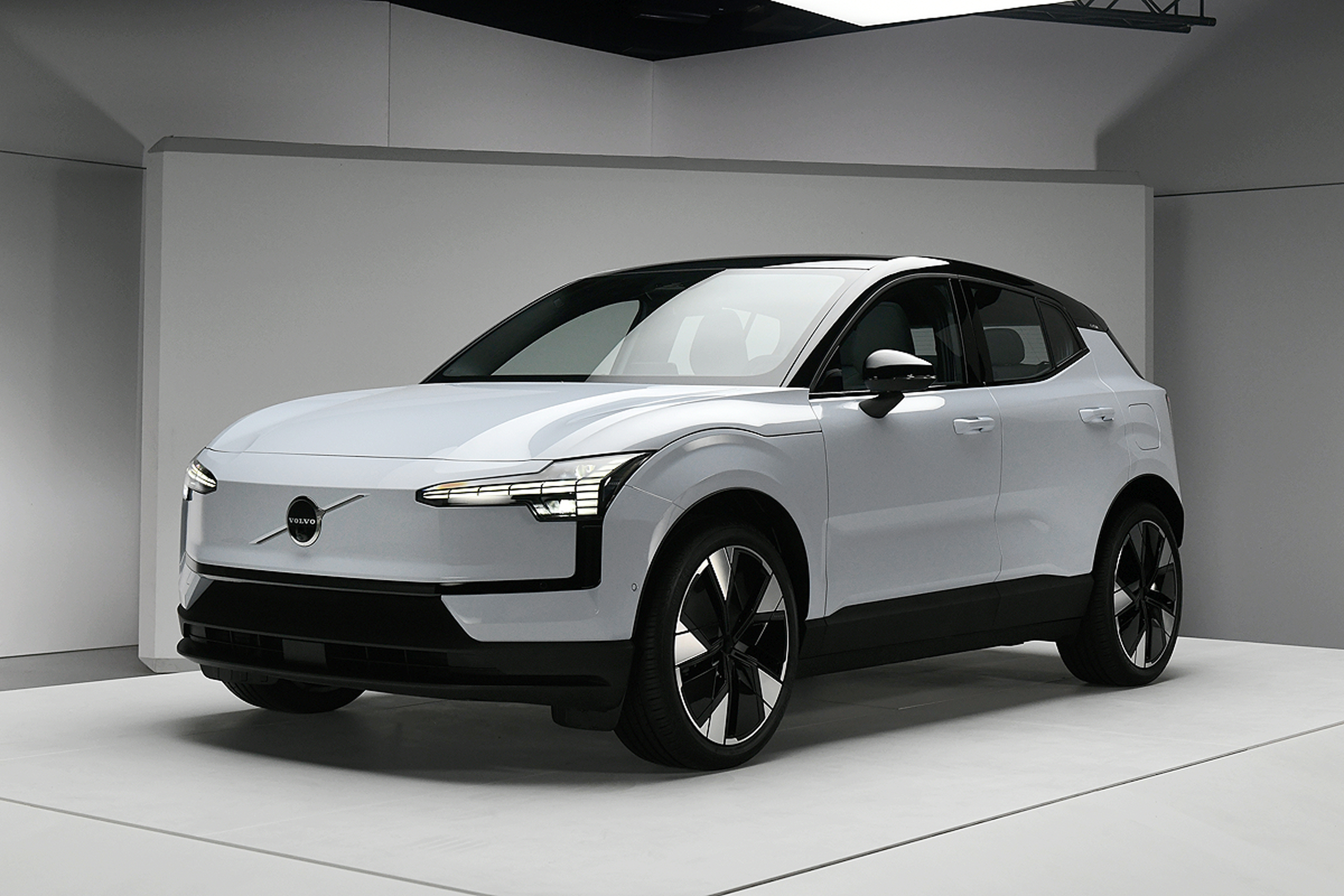 Volvo EX30