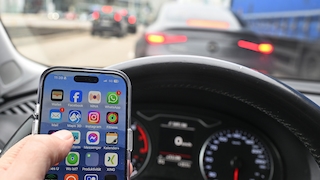Wirkung der Smartphone-Strafen schon messbar