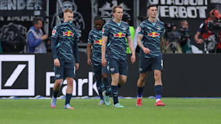 Die Leipzig-Stars um Benjamin Sesko (v.r.), Lukas Klostermann, Ridle Baku und Arthur Vermeeren spielen eine Saison zum Vergessen