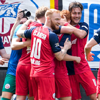 Hansa Rostock: Traum von 2. Liga lebt dank Auswärtssieg in Sandhausen weiter 