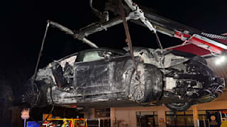 Oberkotzau: 600 PS starker Mercedes kracht mit Sommerreifen in Garage
