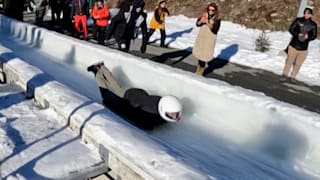 Prinz Harry knallt mit 100 km/h gegen Bande