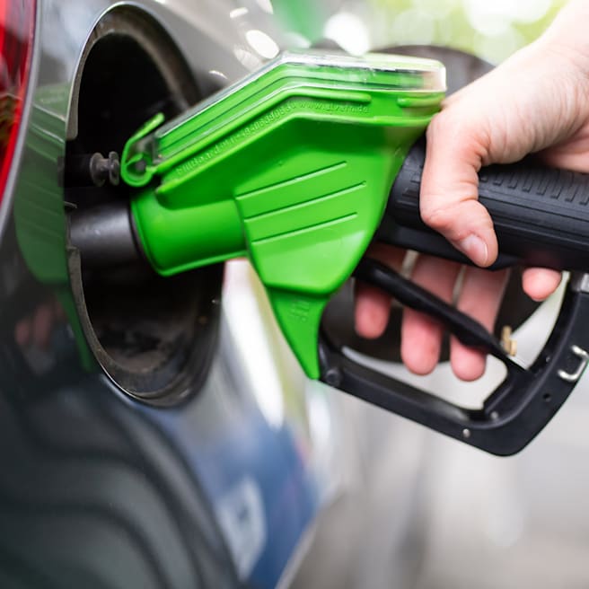 Ölpreise sinken: Jetzt kommt der billige Tank-Sommer