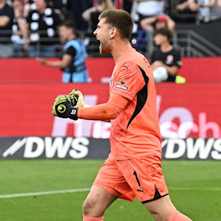 FC St. Pauli: Torwart Ben Voll kann den Killer-Abschlag