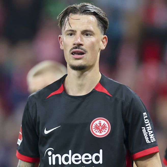 Eintracht Frankfurt: DFB-Star Robin Koch vor Zukunfts-Entscheidung!